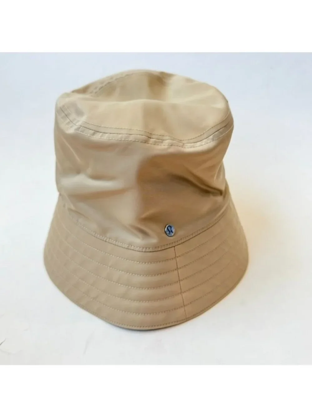 Lululemon Waterproof Bucket Hat Unisex Size L/XL Beige Wide Brim